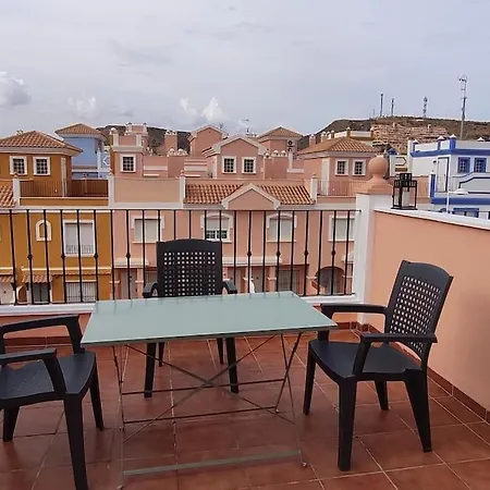 Duplex Cala Pinar 度假居 *